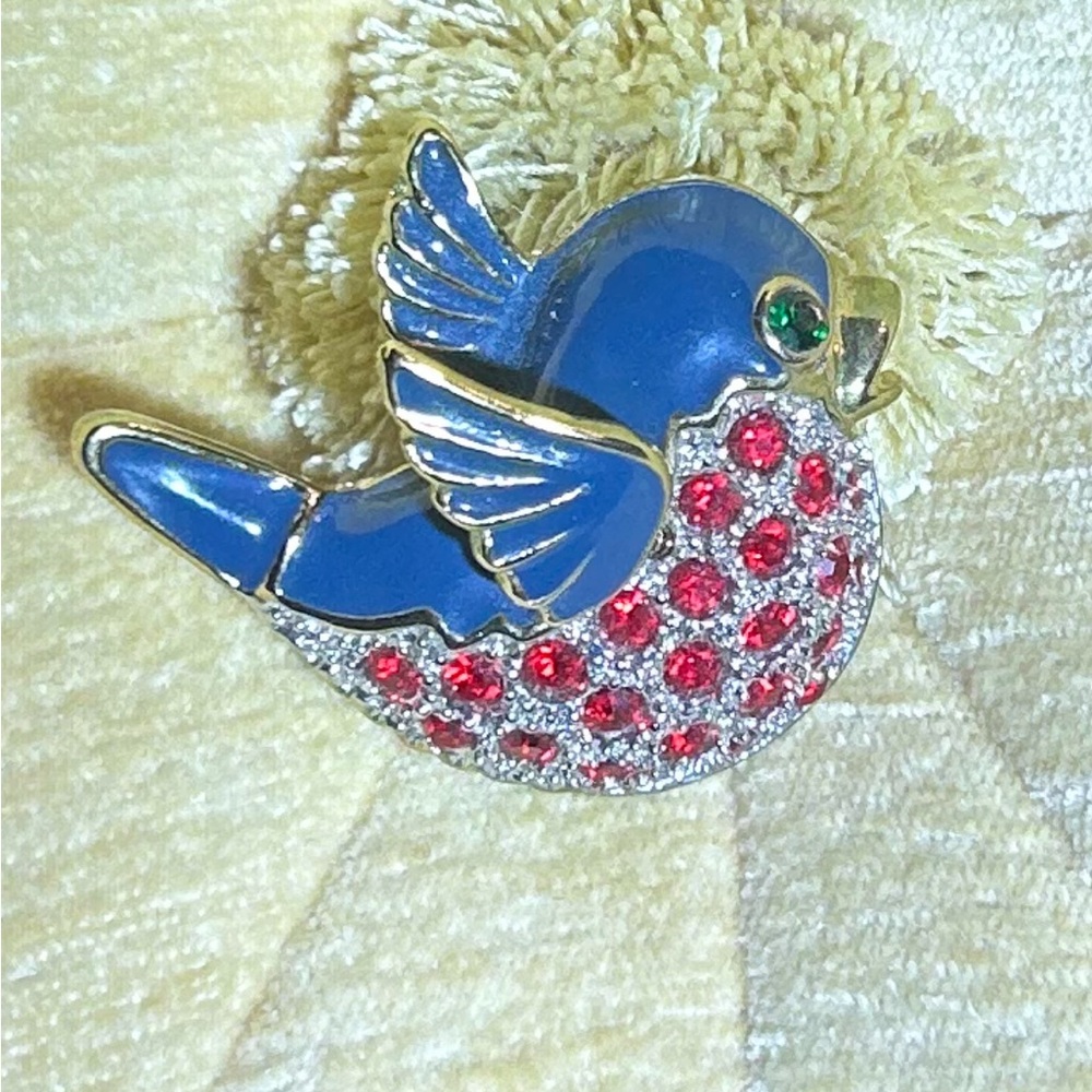 Rare Small vintage Red rhinestone enamel inlaid bird brooch
